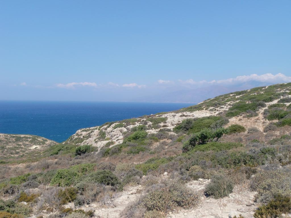 Hotel Neos Matala Экстерьер фото