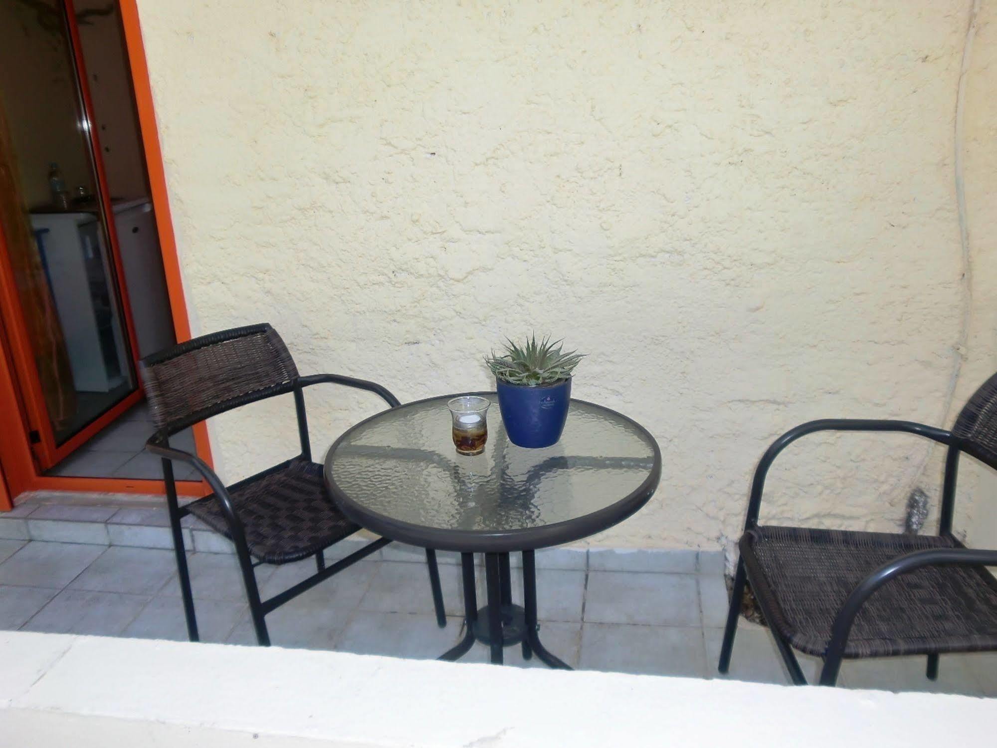 Hotel Neos Matala Экстерьер фото