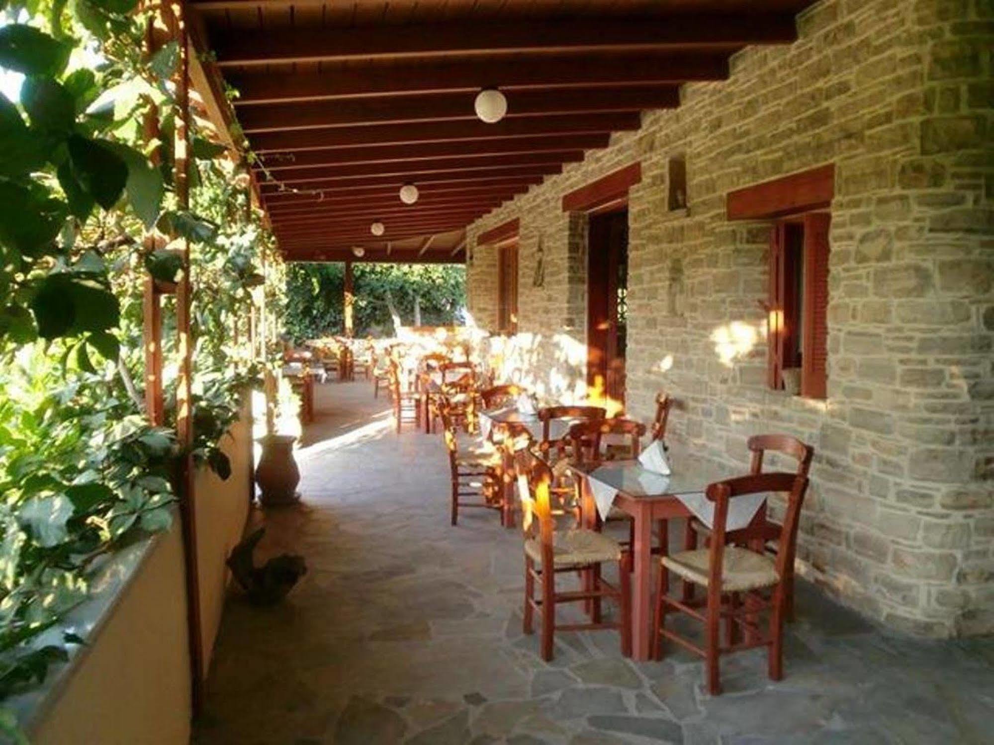 Hotel Neos Matala Экстерьер фото